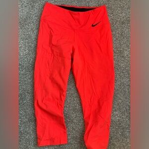 Nike crop leggings